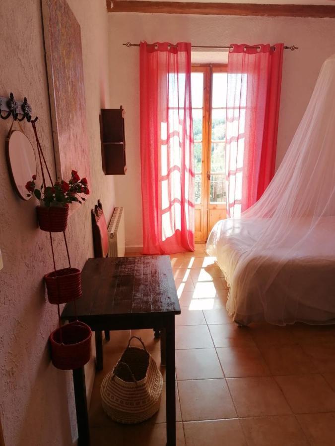 Olesa de Bonesvalls Maset Del Garraf 게스트하우스 외부 사진
